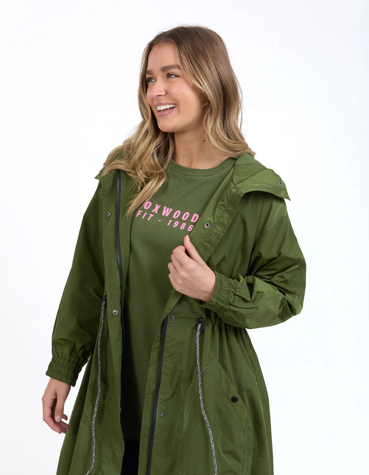 Foxwood | Longline Spray - Olvie | Shut the Front Door