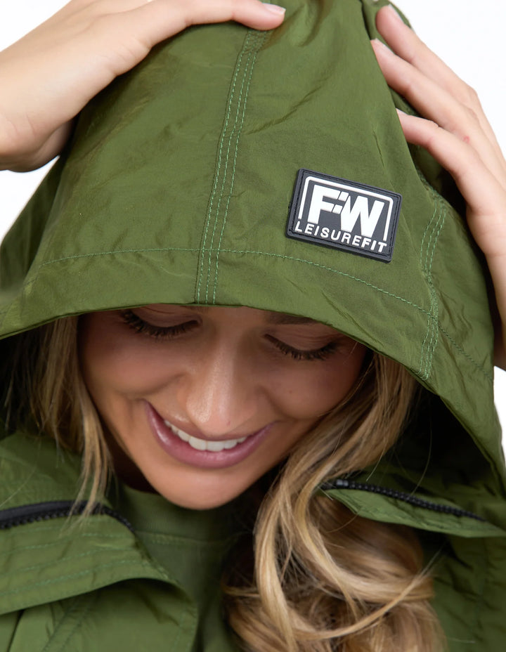 Foxwood | Longline Spray - Olvie | Shut the Front Door