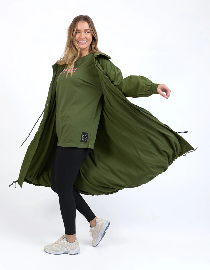 Foxwood | Longline Spray - Olvie | Shut the Front Door