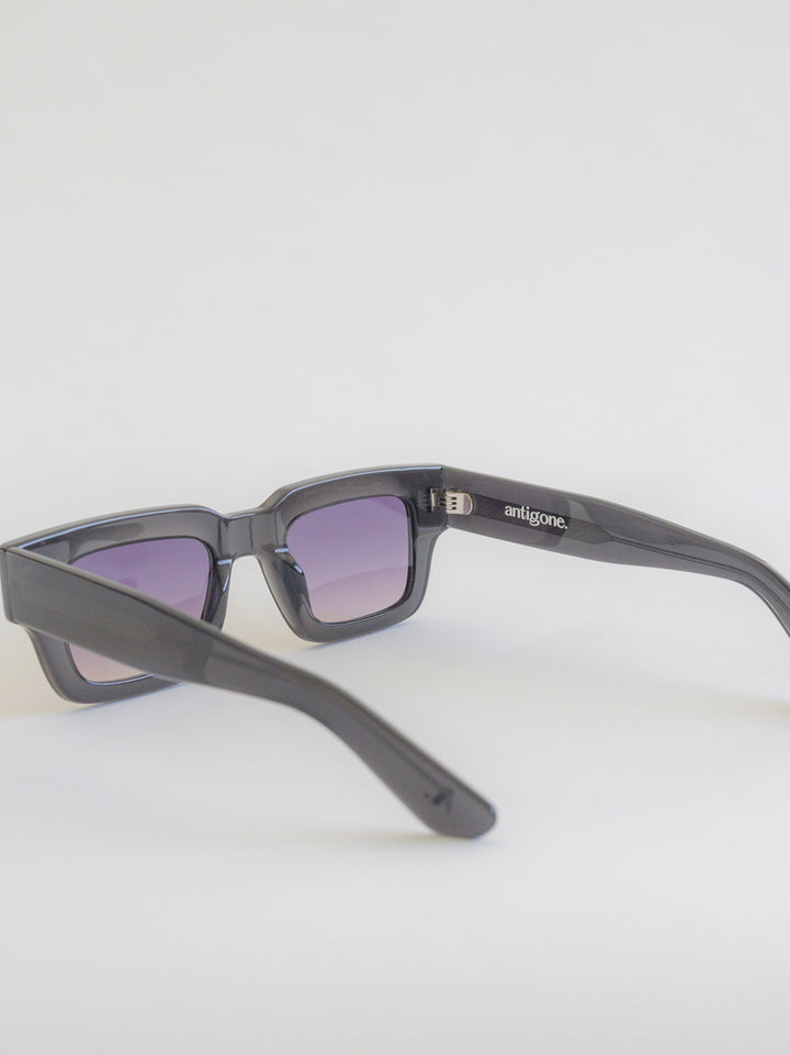 Antigone | Boston Sunglasses - Charcoal | Shut the Front Door