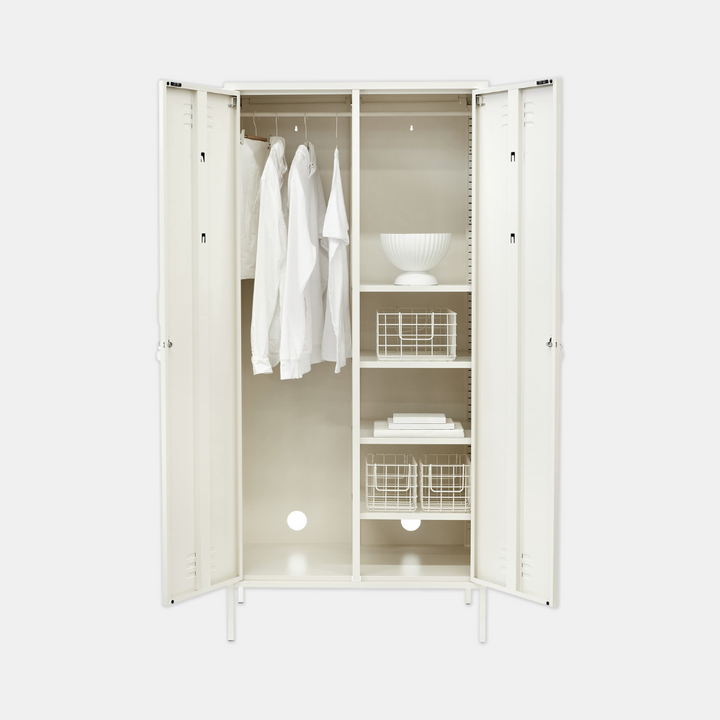 Mustard | Twinny Locker - Chalk | Shut the Front Door