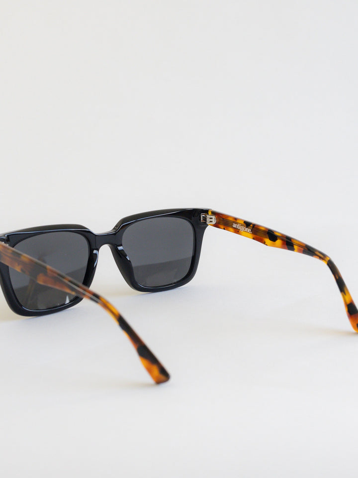 Antigone | Blake Sunglasses - Black | Shut the Front Door