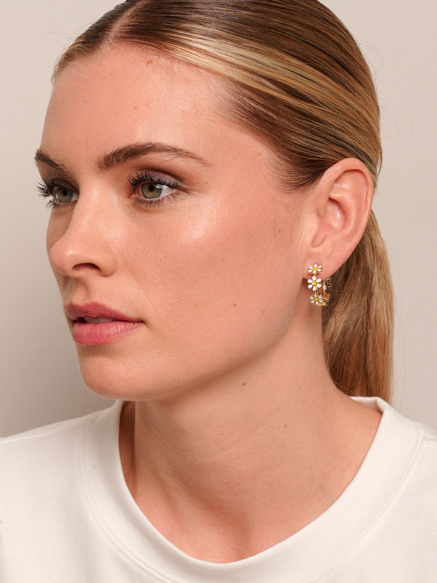 Tiger Tree | White Daisy Chain Hoops - Gold | Shut the Front Door