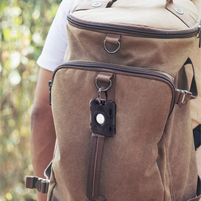 Mavericks | Air Tag Holder | Shut the Front Door