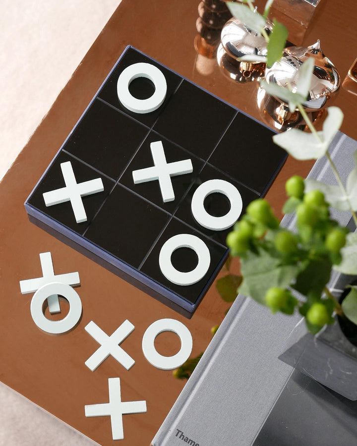 Printworks | Classic Games Tic Tac Toe | Shut the Front Door