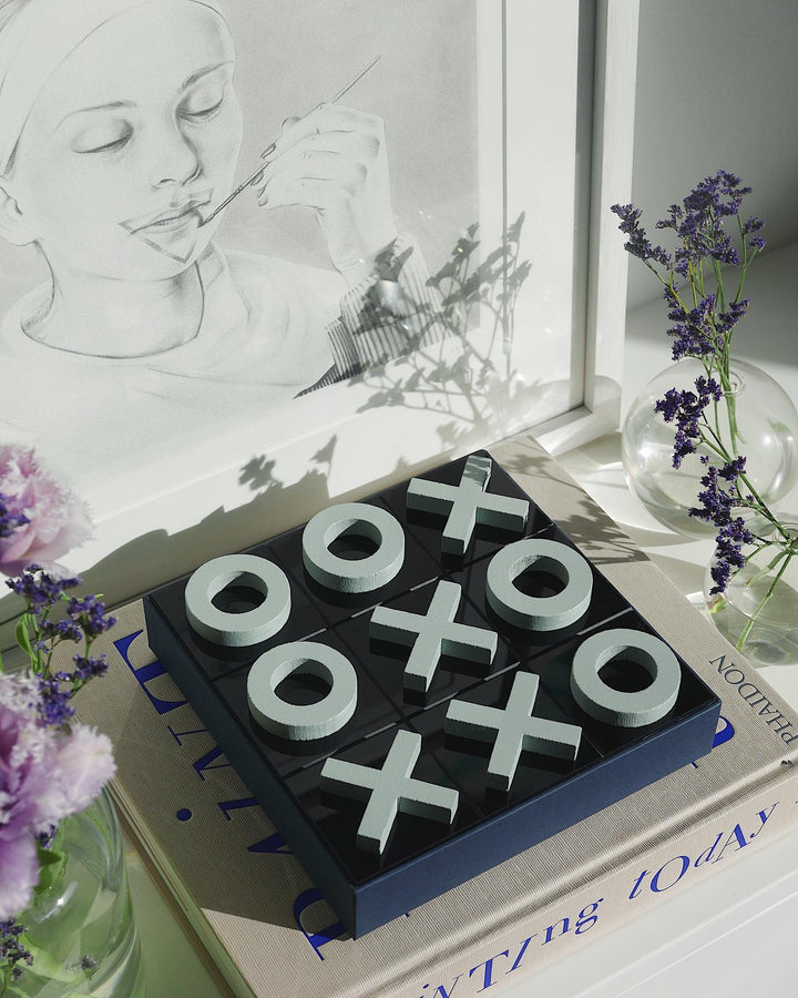 Printworks | Classic Games Tic Tac Toe | Shut the Front Door