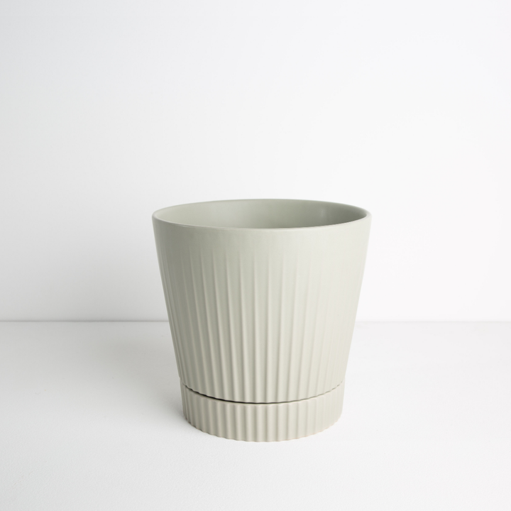 Garcia | Indie Planter Medium - Sage | Shut the Front Door