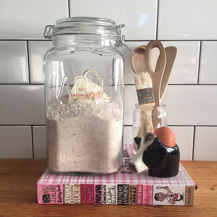 Agee | Queen Glass Jar - 4 litre | Shut the Front Door