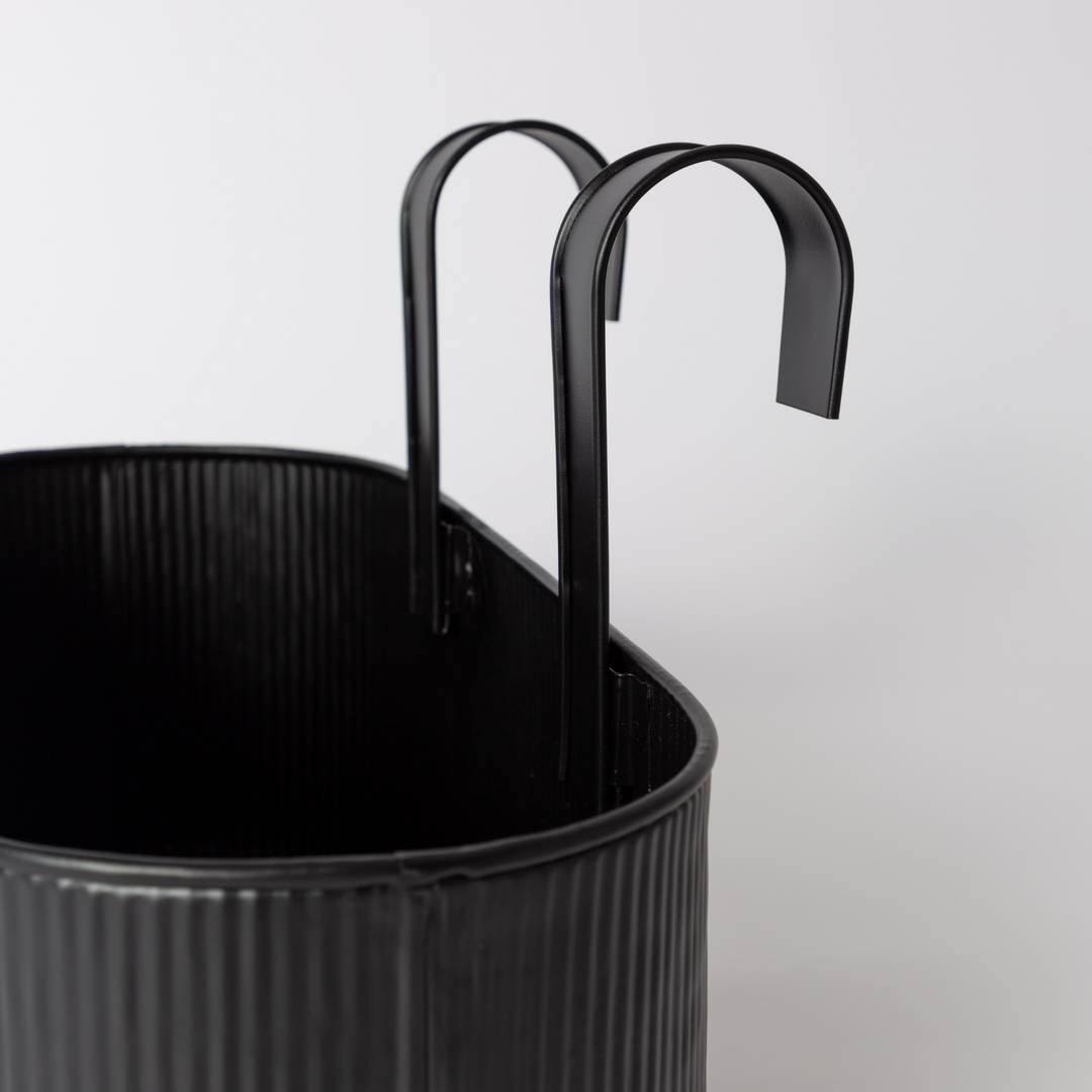 Garcia | Juno Hanging Planter - Black | Shut the Front Door