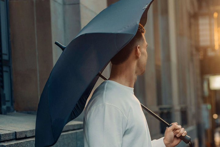 Blunt | Umbrella Blunt Classic - Ink Black | Shut the Front Door