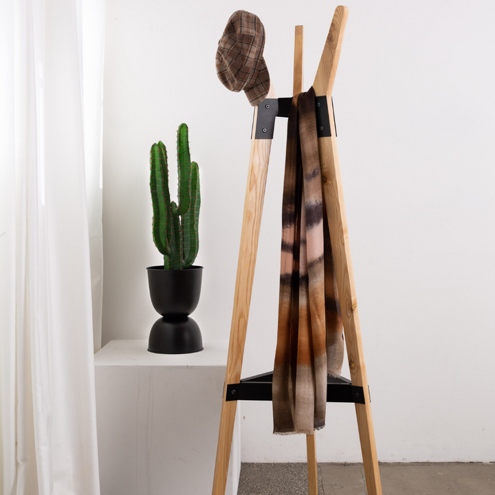 Garcia | Harry Coat Hanger - Black | Shut the Front Door