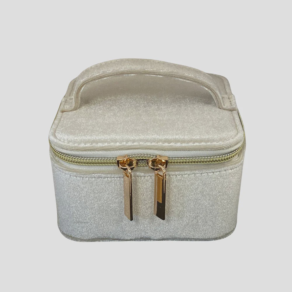 Antigone | Evie Sq Jewellery Box - Off White | Shut the Front Door
