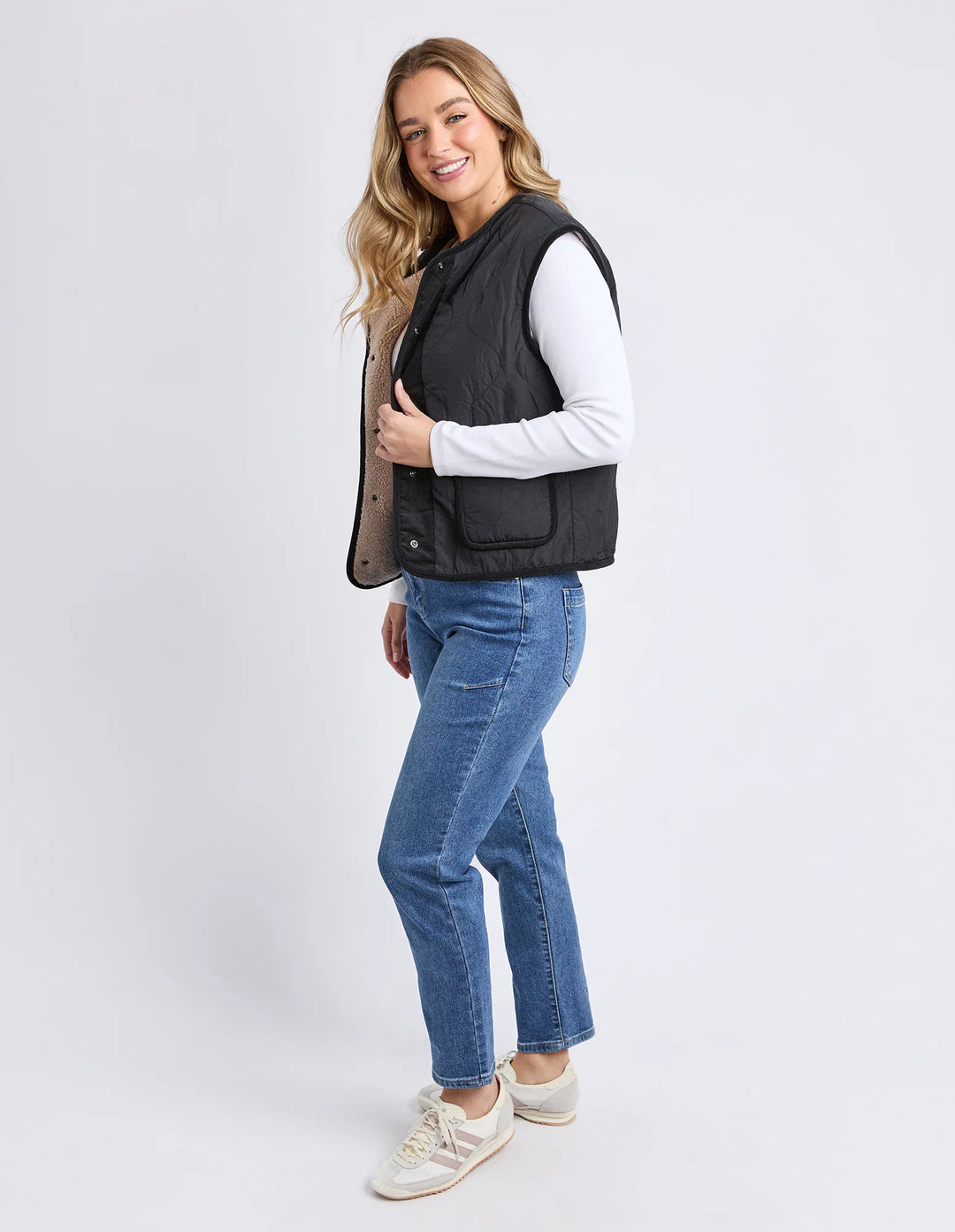 Foxwood | Alberta Vest - Black | Shut the Front Door