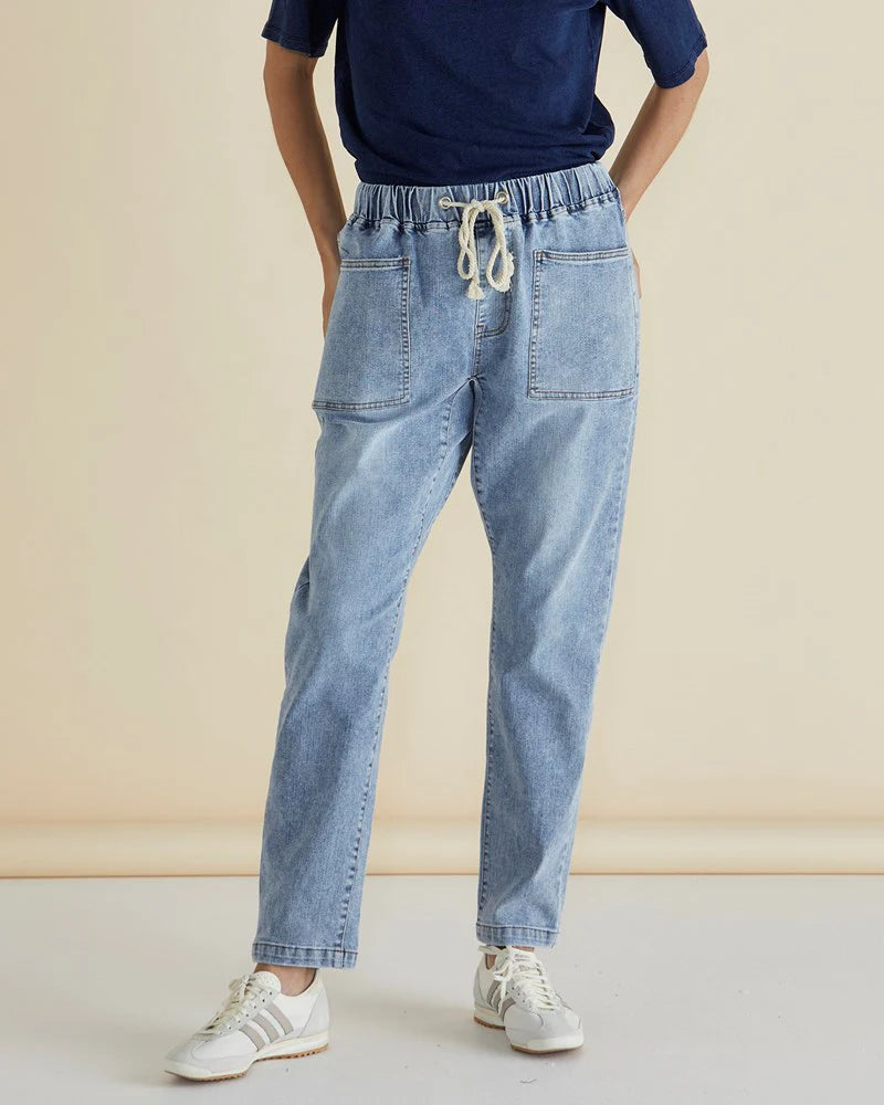 Betty Basics | Haven Straight Leg Jean - Light Blue Wash | Shut the Front Door