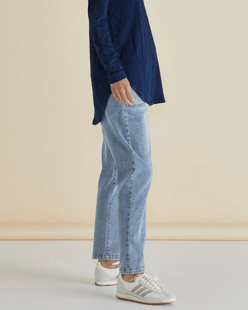 Betty Basics | Haven Straight Leg Jean - Light Blue Wash | Shut the Front Door