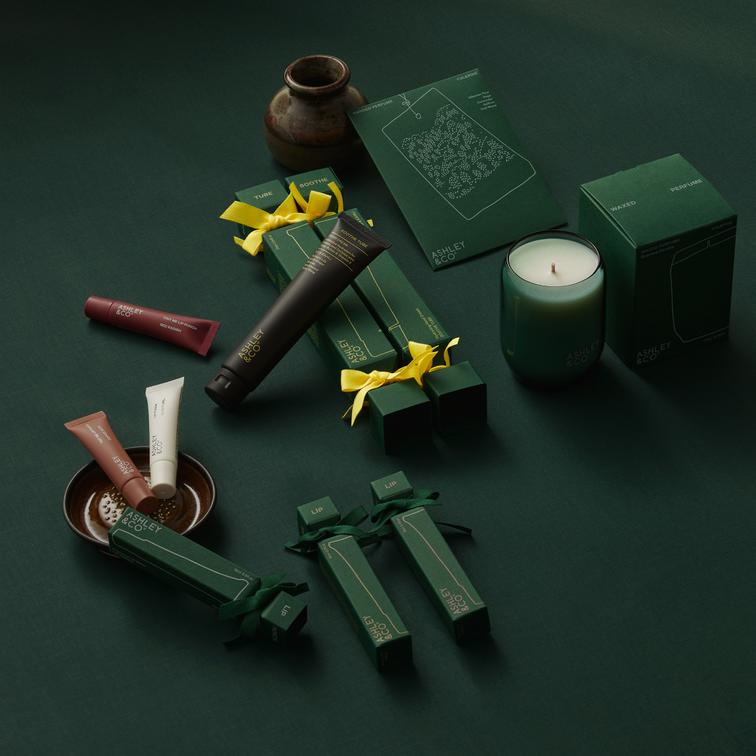 Waxed Perfume Candle - Yulepine Xmas 25