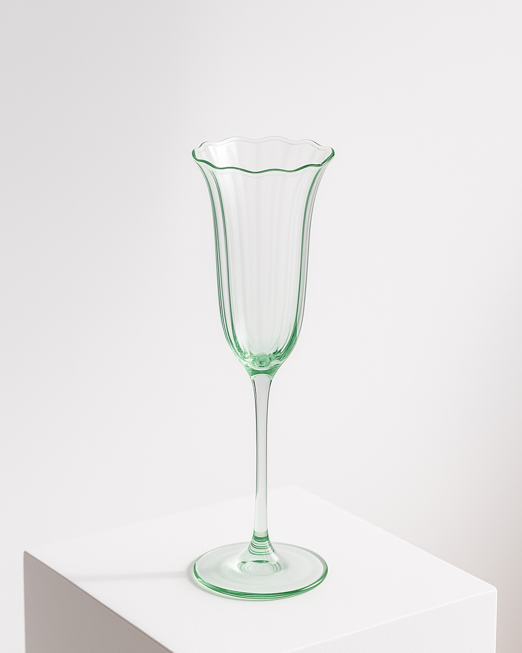 Elle Champagne Flute 180ml - Green