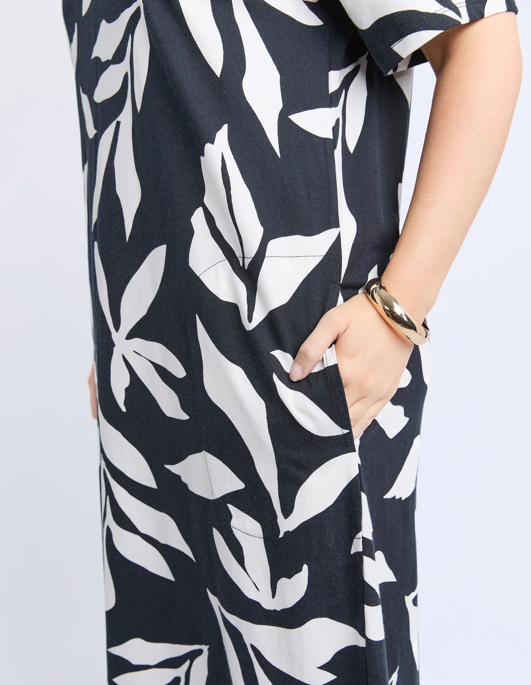 Elm Knitwear | Mimosa Tee Dress - Print Black | Shut the Front Door