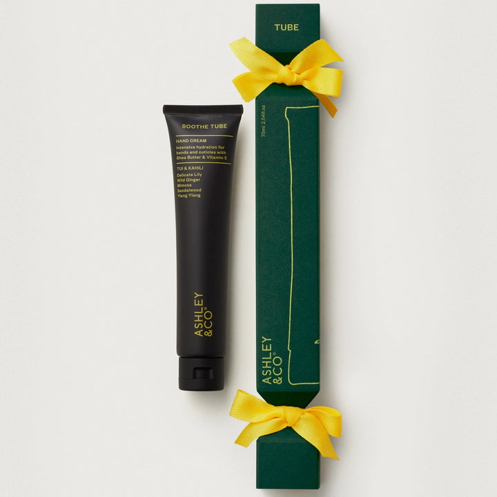 A&C Soothe Tube Xmas Cracker - Tui & Kahili