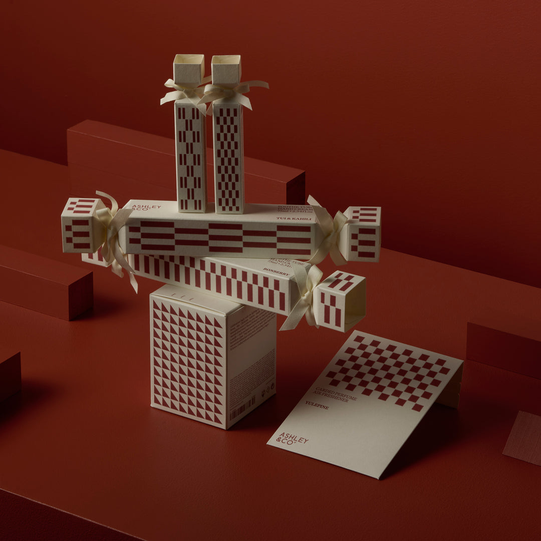 Christmas 2026 Mini Cracker - Lip Punch Au Naturel