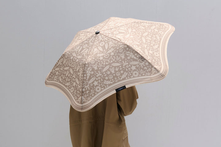 Blunt | Blunt Umbrella Metro - X Karen Walker - Filigree | Shut the Front Door