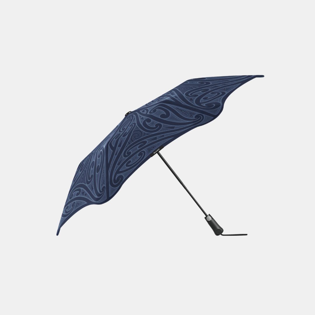 Blunt | Blunt Umbrella Metro - x Graham Tipene 2025 | Shut the Front Door