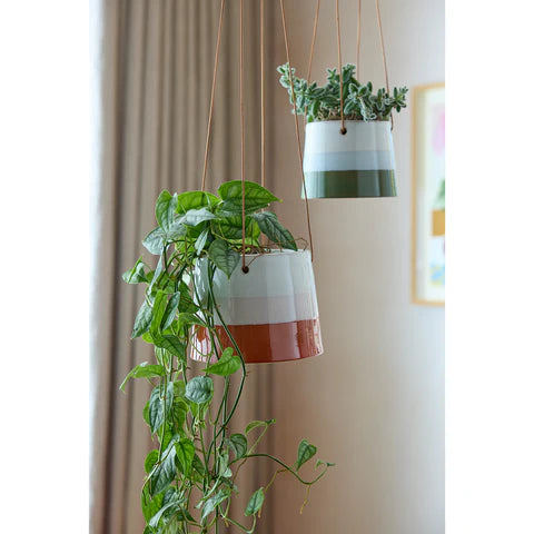 Collectors Hanging Pot Blue & Green 9.5cm