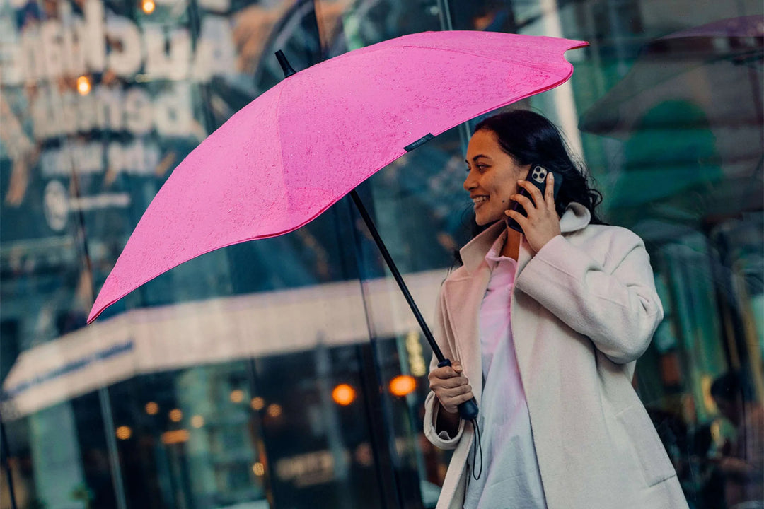 Blunt | Umbrella Blunt Classic - Hibiscus Pink | Shut the Front Door