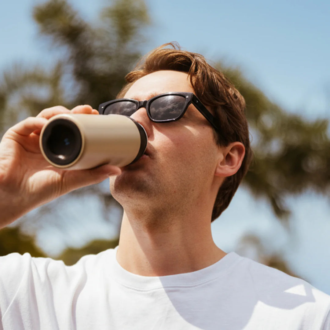 Huski Slim Can Cooler - Champagne