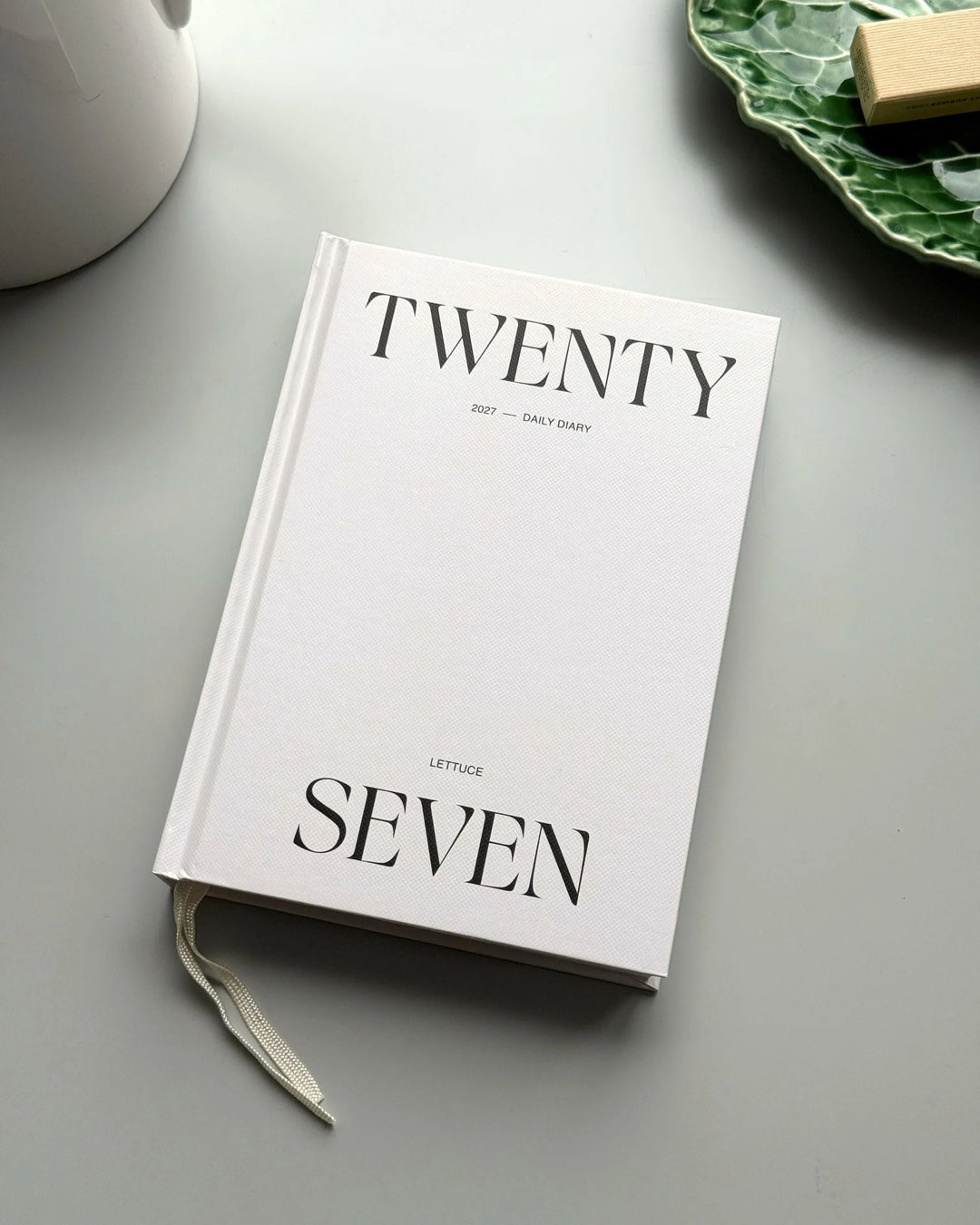 2027 Daily Diary - Minimal Typographic