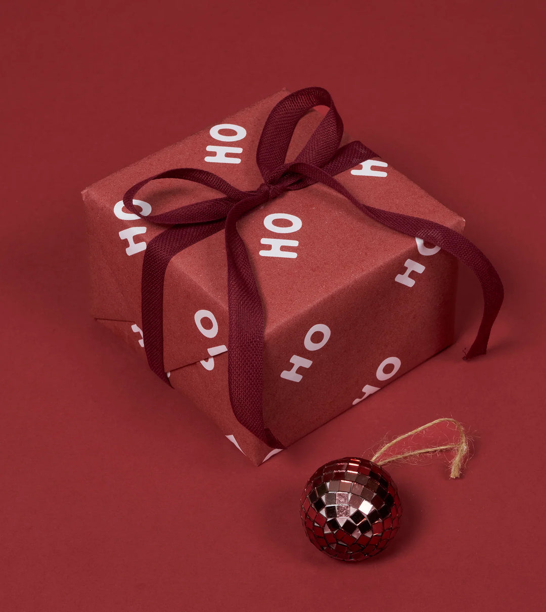 Gift Wrap Roll 3m - Ho Ho Ho - Mulled Wine