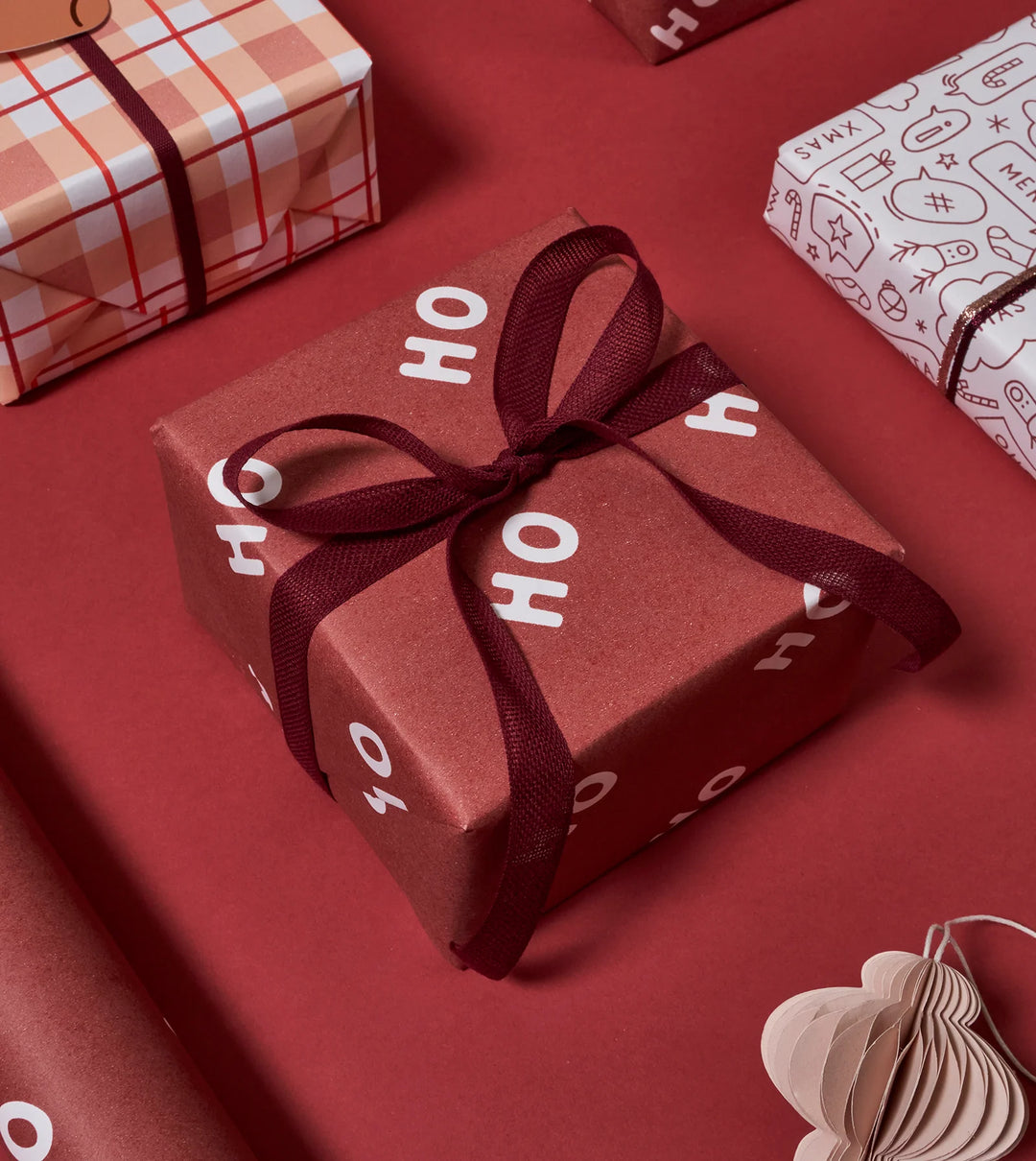Gift Wrap Roll 3m - Ho Ho Ho - Mulled Wine
