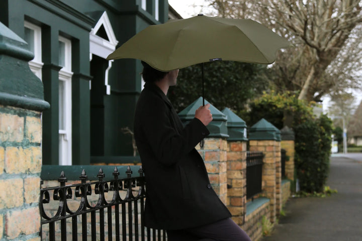 Blunt | Blunt Umbrella Metro - Moss | Shut the Front Door