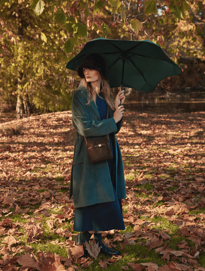 Blunt | Umbrella Blunt Neo Forest Green | Shut the Front Door