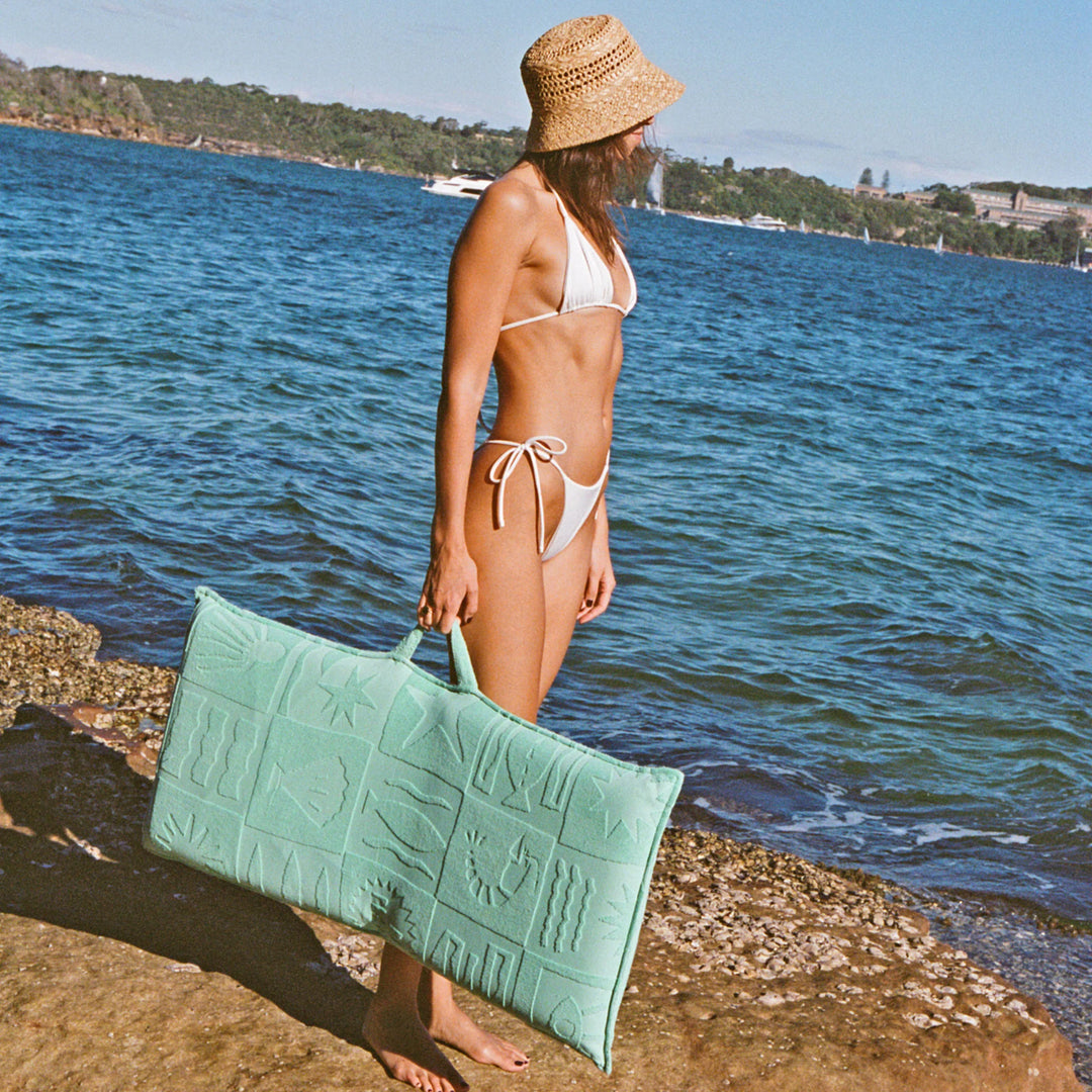 Sunnylife picnic chair online