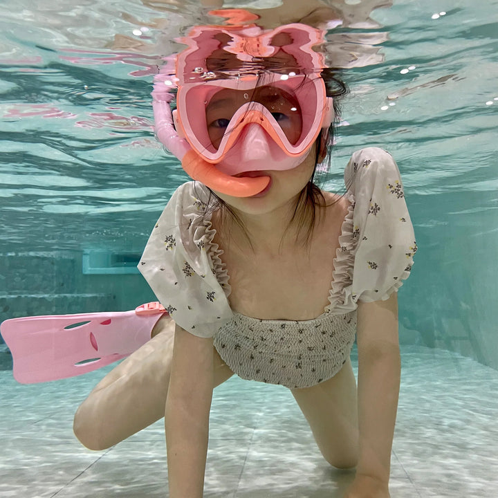 Sunnylife | Kids Dive Set Med - Sea Seeker Strawberry | Shut the Front Door
