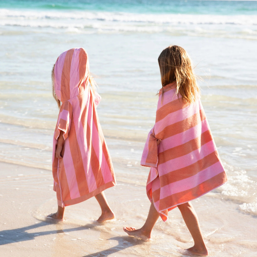 Sunnylife | Kids Beach Towel - Sea Seeker Strawberry | Shut the Front Door