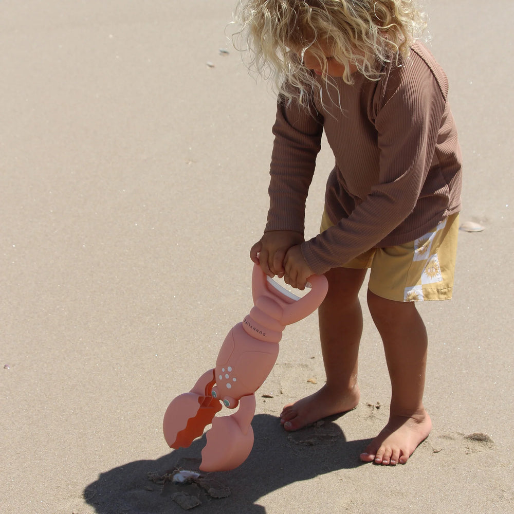Sunnylife | Sand Claws - Lobster Coral | Shut the Front Door