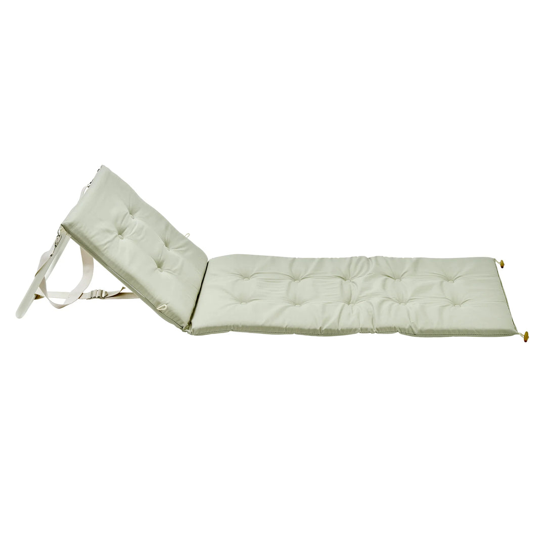 Sunnylife | Reclining Beach Chair Seagrass | Shut the Front Door