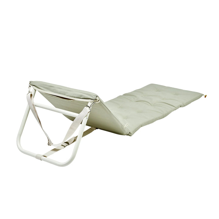 Sunnylife | Reclining Beach Chair Seagrass | Shut the Front Door