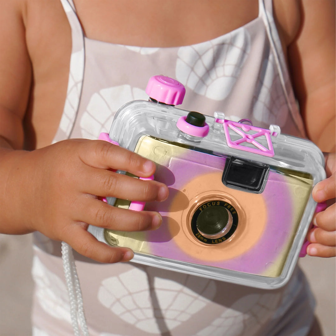 Sunnylife | Underwater Camera Zest Magenta | Shut the Front Door