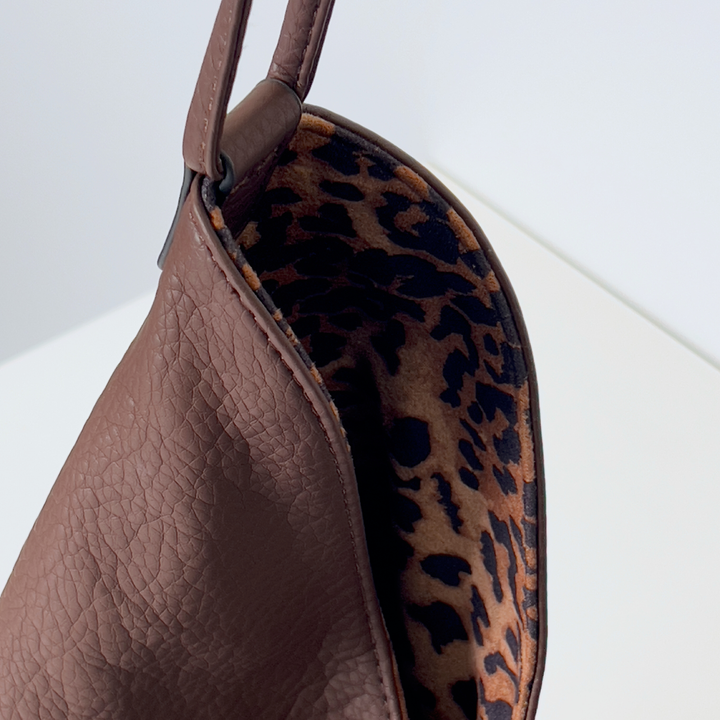 Antigone | Fiona Reversible Shoulder Bag - Leopard - Chocolate | Shut the Front Door