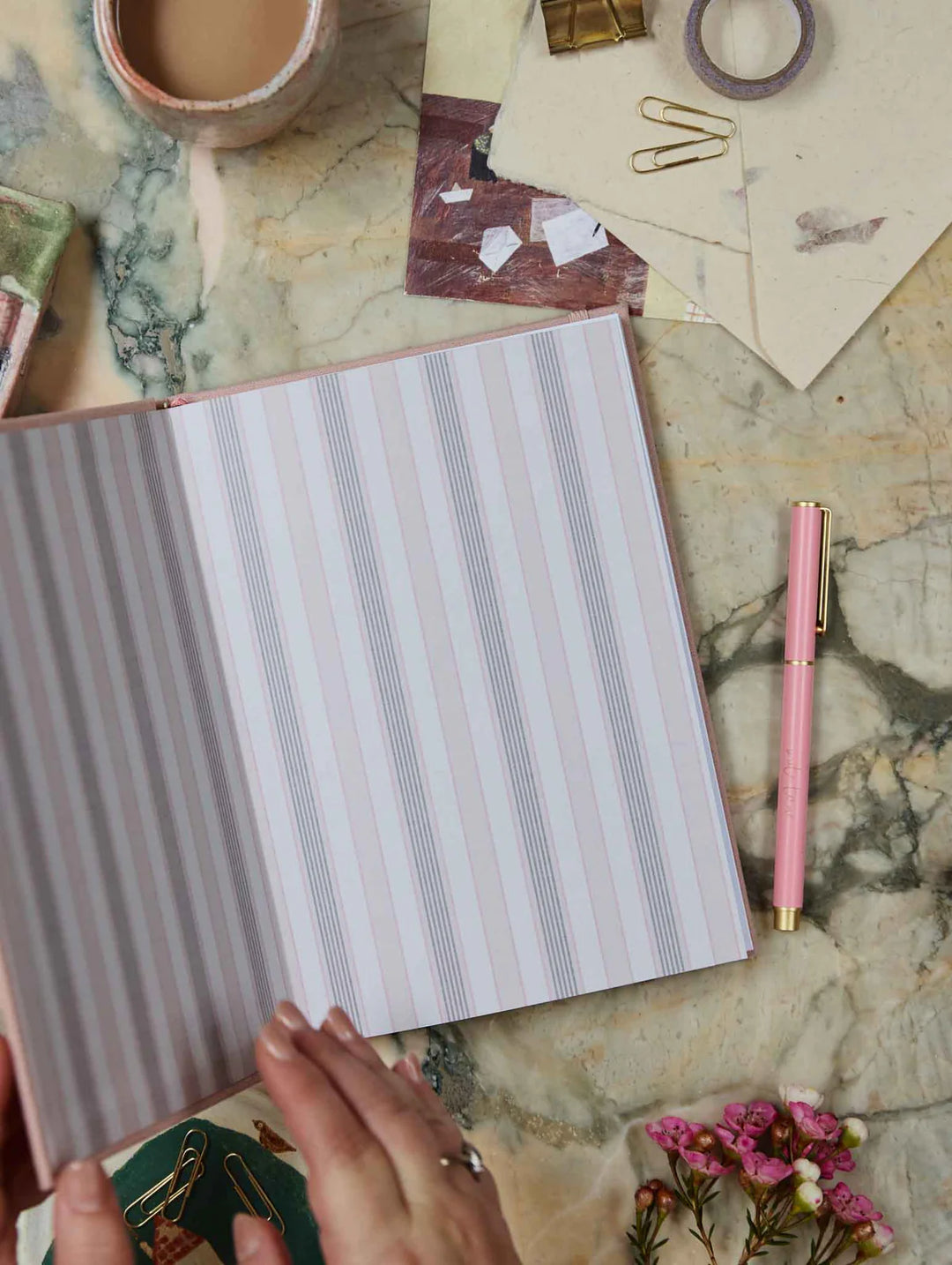 2026 Weekly Planner - Blush