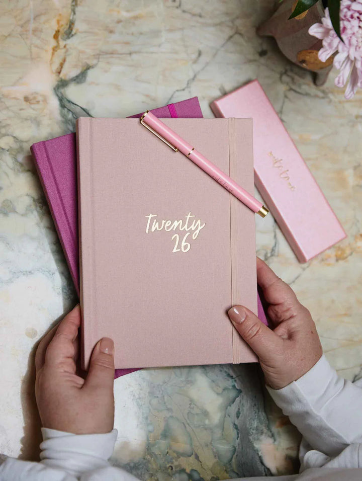 2026 Weekly Planner - Blush