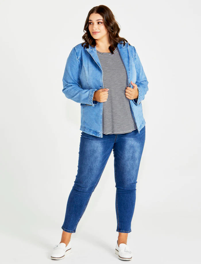 Betty Basics | Becki Denim Blazer - Mid Wash | Shut the Front Door