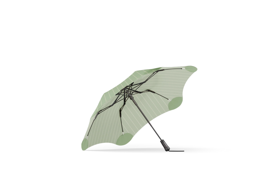 Blunt | Blunt Umbrella Metro Matcha | Shut the Front Door