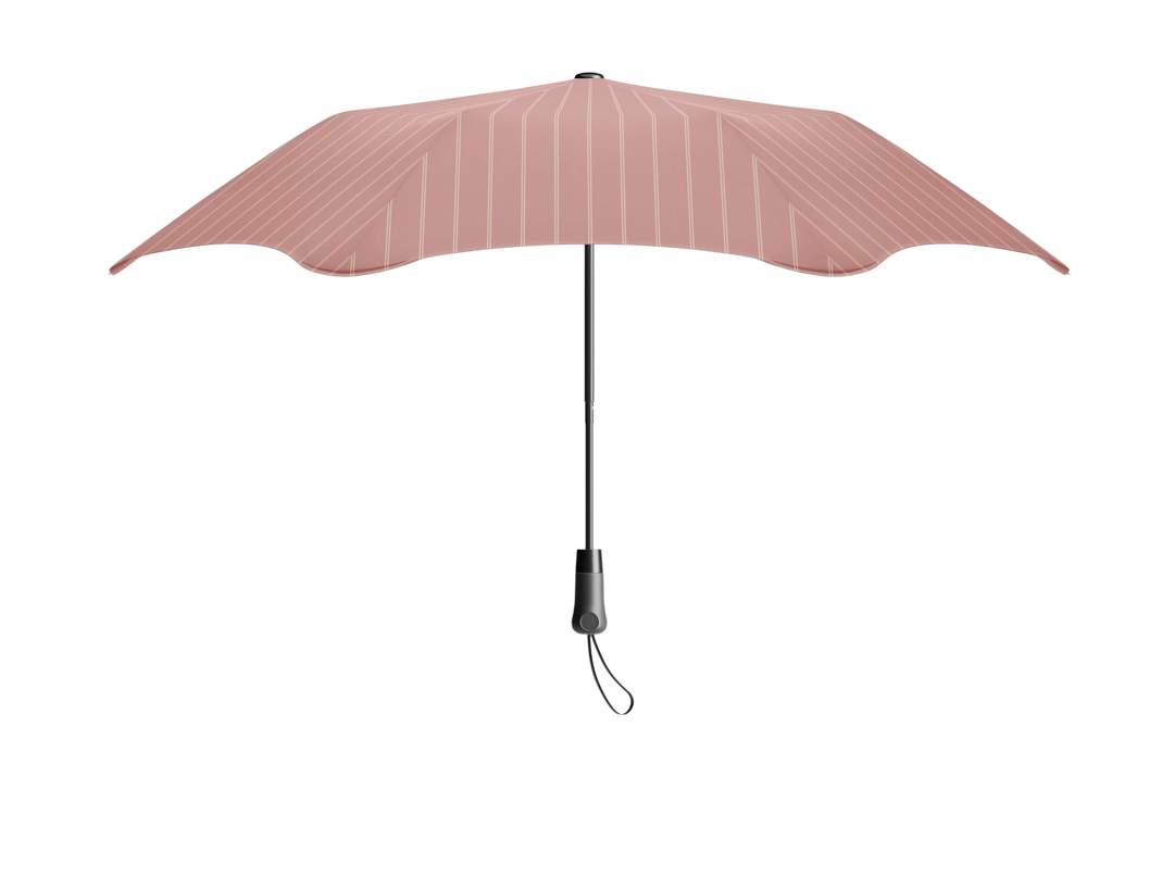 Blunt | Blunt Umbrella Metro Strawberry | Shut the Front Door