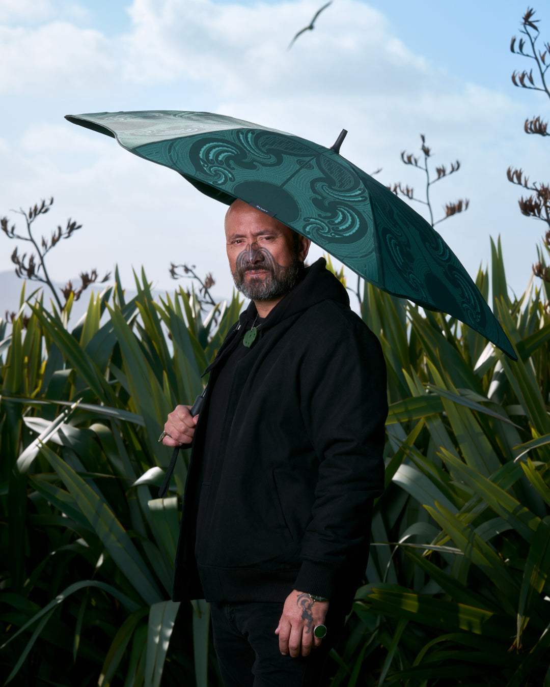 Blunt Umbrella Classic - X Graham Tipene 2026