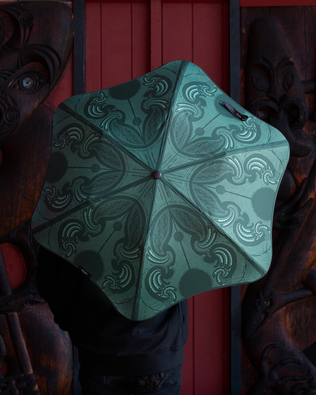 Blunt Umbrella Metro - X Graham Tipene 2026