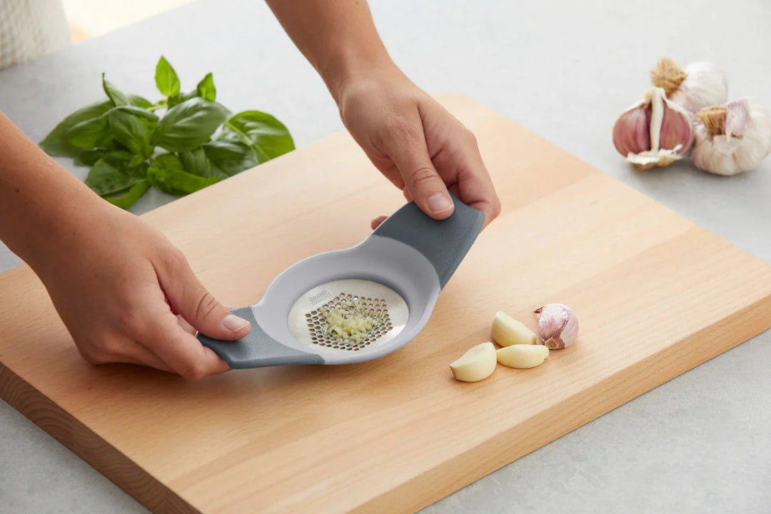 Grand Designs | Grate & Crush - 2 in 1 Garlic Crusher | Shut the Front Door
